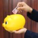 ¡Ingresos Bajos NO Son Límite! Descubre la Alternativa Clave para Tu Economía