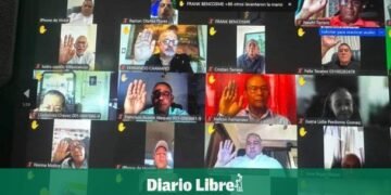 Leonel juramenta en asamblea virtual a nueva Dirección Central de FP