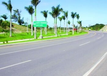 Abinader anuncia licitación de la carretera del Ámbar un mes