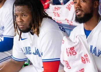 Vladdy Jr. vs Teoscar: ¡Duelo Épico por el Anillo de la Serie Mundial