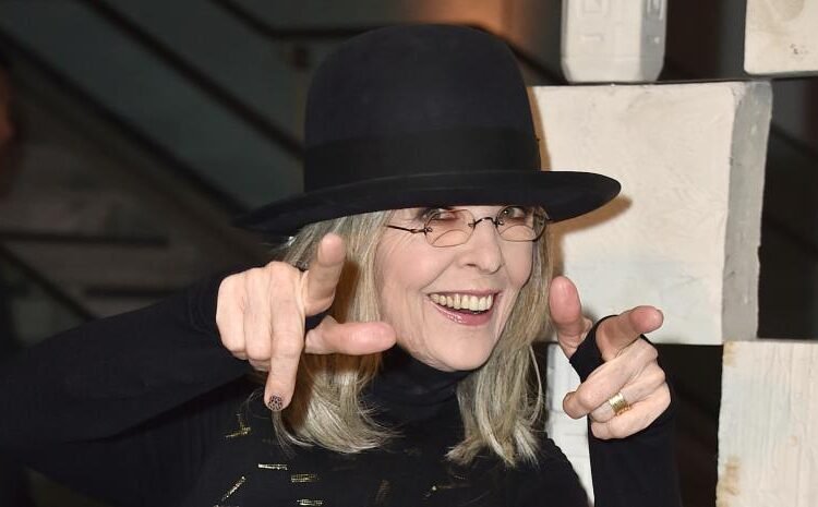 Diane Keaton Al Descubierto: Sus Libros, Moda Inolvidable y el Secreto de su Vino Helado