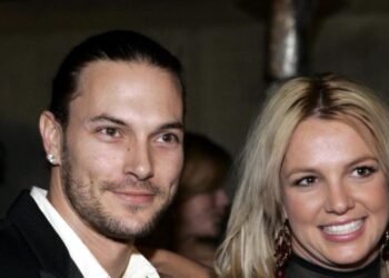 Ex de Britney Spears revela: «Amamantaba a nuestros hijos drogada». Ella contraataca sin piedad