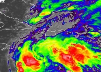 NHC advierte: Inundaciones y deslaves catastróficos amenazan República Dominicana