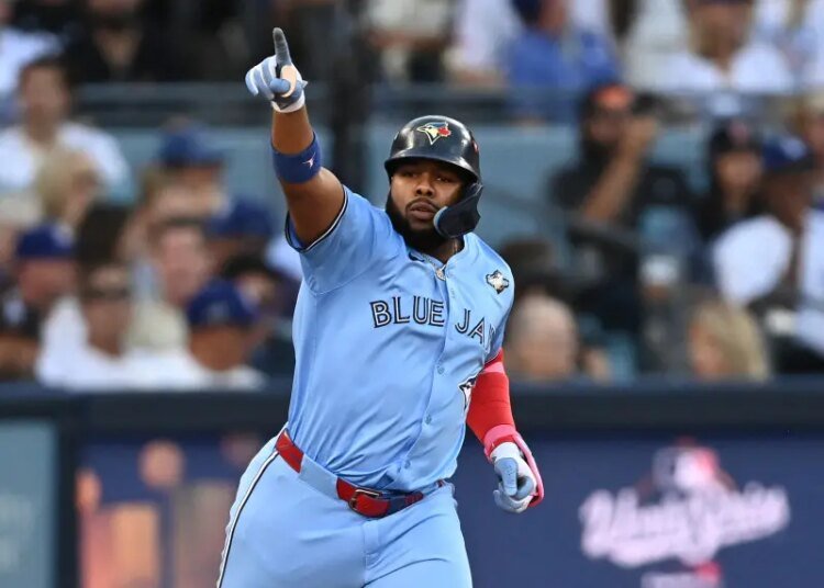 ¡Vladimir Guerrero Jr. Escribe Historia! Empata Récord Dominicano de Jonrones en Postemporada