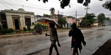 Melissa en Cuba: Baja su fuerza, no su amenaza
