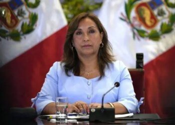 Dina Boluarte no buscará asilo: Se queda en Perú tras destitución presidencial
