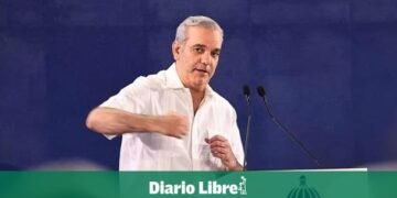 ¡Atención, país! Abinader: Doble sueldo y brisita navideña llegan para tus fiestas