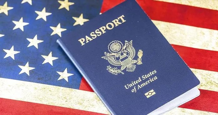 El pasaporte de EE.UU. cayó del Top 10: ¿Qué causó esta pérdida de poder global