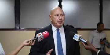 PRM Confirma Salarios Congelados y Anuncia ¡Reforma Fiscal!