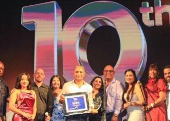 Punta Cana Hits: ¡10 Años de Éxito Explosivo! La Década Imperdible