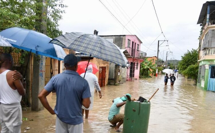 ALERTA INDOMET: Lluvias moderadas en múltiples regiones de RD este domingo