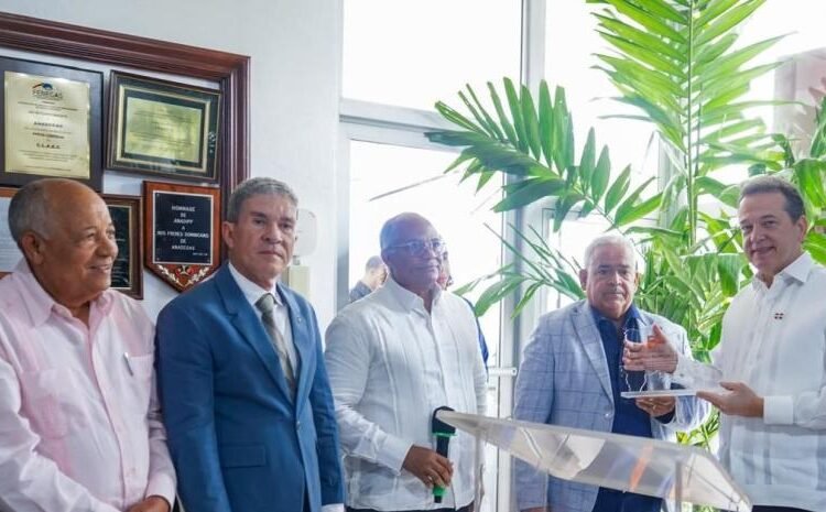 ¡Impacto! Detallistas de Gasolina DESTACAN Liderazgo y Compromiso de Ministro Ito Bisonó
