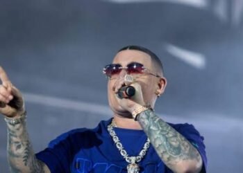 Bombazo: Cosculluela esquiva arresto a pesar de conducir sin licencia