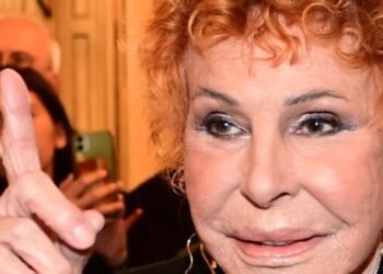 Muere a los 91 Ornella Vanoni: Adiós a la legendaria voz de la música italiana