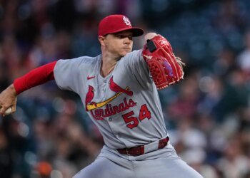 ¡Bomba! Sonny Gray Refuerza a Medias Rojas para Fortalecer su Rotación