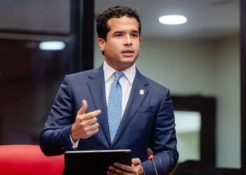 FP en pie de guerra judicial por impuestos a salarios