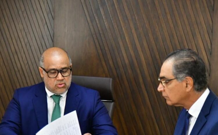 ¡Alerta judicial! Abogado de Santiago Hazim exige seguridad o vaticina desorden en Palacio de Justicia