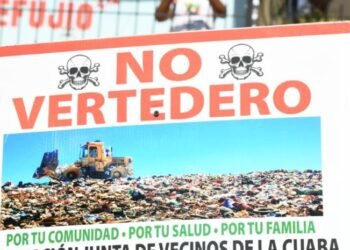 Pánico en La Cuaba: Hombres armados en vehículos aterrorizan a la población