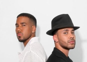 Romeo Santos y Prince Royce hacen historia: Su álbum DEBUTA #1 global en Spotify