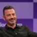 ¡Oficial! Jimmy Kimmel se queda en ABC: ¡Renovación por 1 año más!