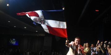 Frank Ceara: ¿Cómo un aguinaldo lleva 14 años siendo la banda sonora OFICIAL de sus amigos