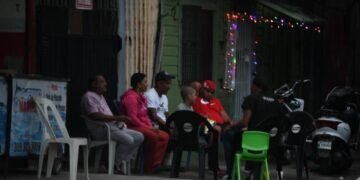 Nochebuena: ¡Lluvia Inesperada y Calor Familiar Son los Protagonistas!