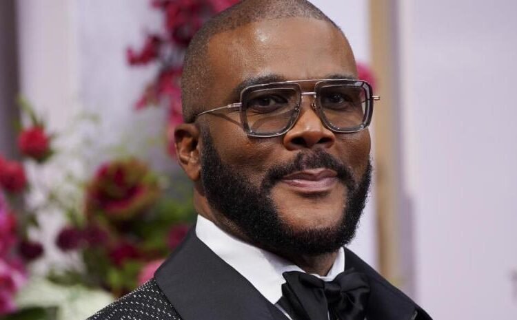 Tyler Perry: Su acusadora envió mensajes de gratitud y amistad años después de la presunta agresión