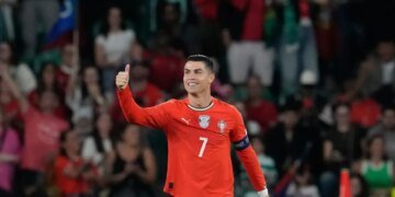 Mbappé iguala récord de CR7 y dispara su ventaja