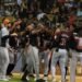 ¡Explosión taurina! Toros del Este detonan cuadrangulares y conquistan Santiago