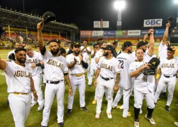¡Blanqueada de Águilas Cibaeñas Sella la Serie y los Envía Directo al Round Robin!