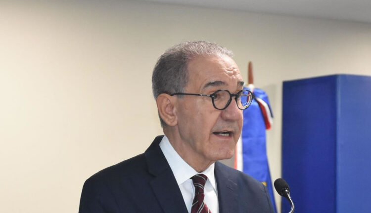 García Fermín Revela la Fórmula: Cooperación Regional Impulsa Talento e Innovación en México