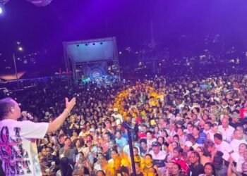 Samaná estalla de alegría con multitudes en el histórico Primer Festival de Música Nacional