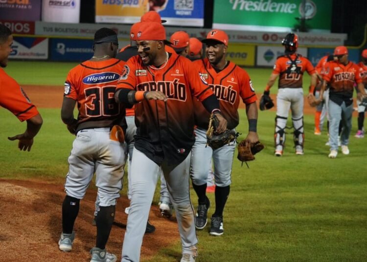 ¡Dominio Total! Toros Conquistan 3 Finales vs. Tradicionales
