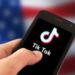 TikTok niega ante la Comisión Europea que su plataforma tenga un diseño adictivo