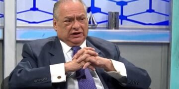 Exvicegobernador del Banco Central propone priorizar la inversión privada y extranjera como motor económico