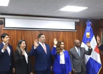 Antoliano juramenta 5 Viceministros de Justicia: ¡La Consultoría Jurídica en puestos clave!