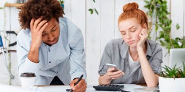 Los 7 errores financieros que están arruinando el futuro de los jóvenes y cómo evitarlos