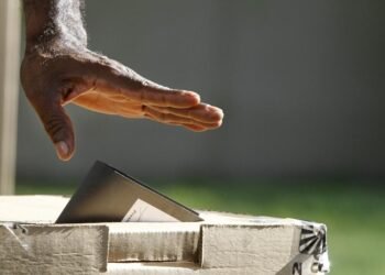 Crisis en RD: el 60 por ciento de los dominicanos no simpatiza por ningun partido politico