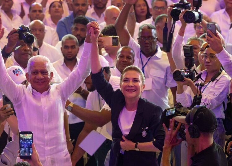 Ricardo de los Santos asume la dirección de campaña presidencial de Carolina Mejía en el PRM