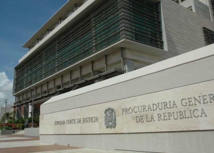21 médicos a coerción hoy por fraude millonario en Senasa