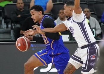 El Club Mauricio Báez derrota a El Millón y consigue su segunda victoria en el basket del Distrito