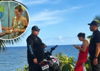 Pareja ejemplar devuelve documentos a ambientalistas checos en Santo Domingo