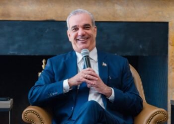 Abinader conquista a inversores en Nueva York y destaca el potencial de República Dominicana