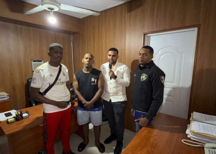 Yandel se entrega por caso de Julian Oro Duro y asegura que es inocente