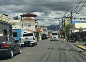 Nuevos tambores de protestas suenan en Salcedo por apagones y alto costo de la vida