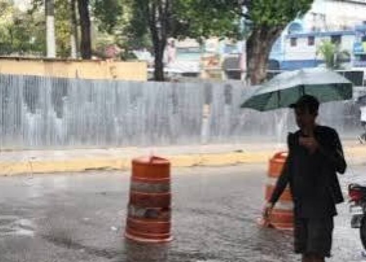 Lluvias y vaguada sorprenden al Cibao esta tarde mientras Santo Domingo arde en calor