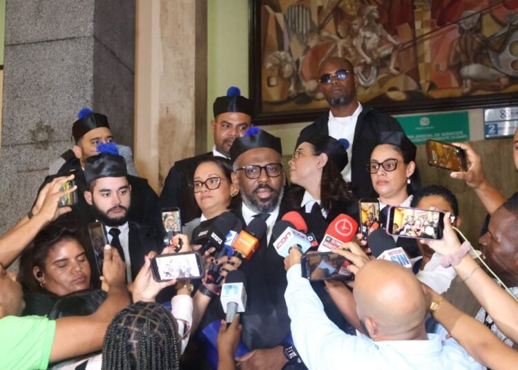 Wilson Camacho advierte a médicos sobre el peligro de prestar códigos tras caso SeNaSa 2.0