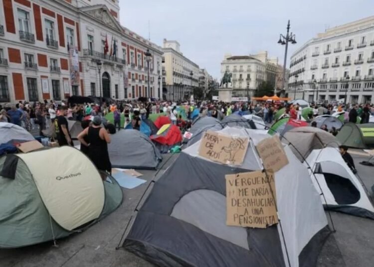 Protesta masiva en Madrid por la crisis de la vivienda y la especulación inmobiliaria