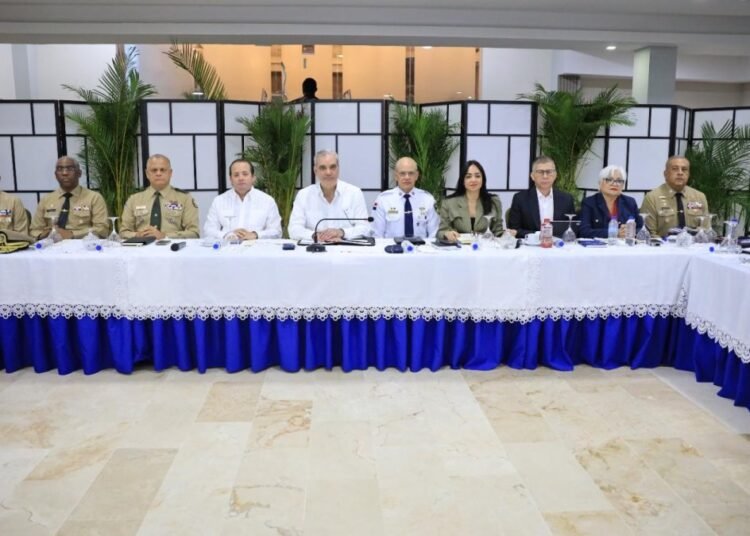 Robos caen un 40.5 por ciento y homicidios se reducen en Republica Dominicana segun la Fuerza de Tarea Conjunta