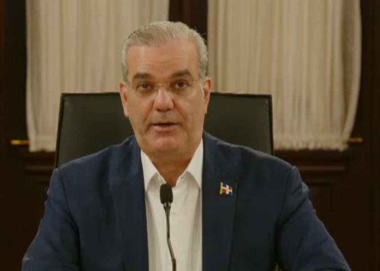 Abinader advierte a delincuentes que les ira muy mal si violan la ley